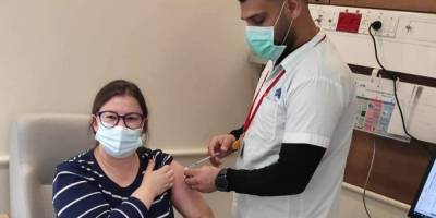 Украинка сделала прививку от коронавируса: как ей это удалось