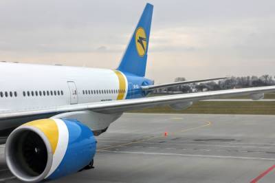 Украинская авиакомпания запустит полеты-экскурсии над Киевом к новогодним праздникам