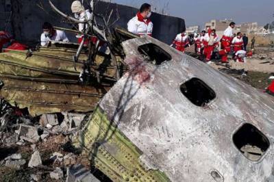 Украина опровергла получение финального отчета о крушении самолета "МАУ" в Иране