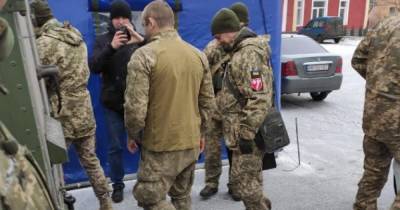 Боевики вернули Украине бойца ВСУ, которого держали в плену