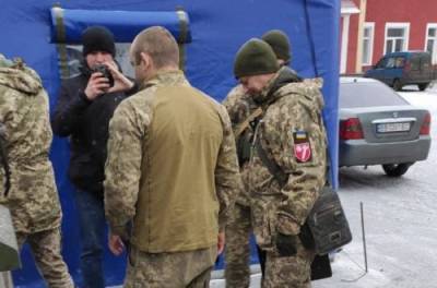 Боевики «ЛНР» вернули Украине захваченного на днях военного ВСУ