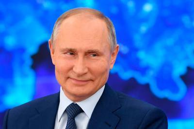Путин поддержал идею объявить 31 декабря выходным