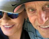Кэтрин Зета-Джонс опубликовала любовное фото с постаревшим Майклом Дугласом