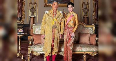 С небритыми подмышками: компрометирующие фото любовницы короля Таиланда появились в сети