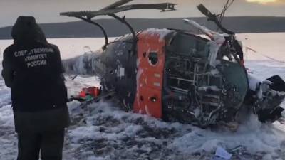 СК показал кадры падения вертолета под Воронежем и возбудил уголовное дело