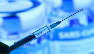 Moderna, Pfizer, AstraZeneсa: какой вакциной будут прививать украинцев от коронавируса