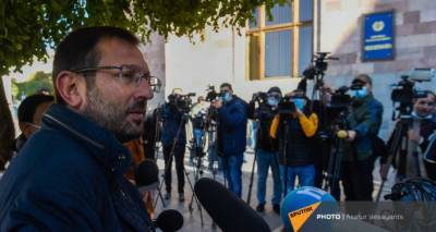 Взять в кольцо - оппозиция намерена блокировать в четверг здание правительства Армении