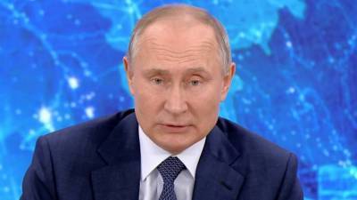 Путин согласился с идеей увеличения МРОТ