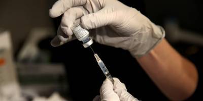 В Нью-Йорке выявили первый случай аллергии на вакцину от COVID-19