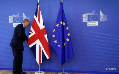 Великобритания и ЕС согласовали торговую сделку по Brexit – СМИ