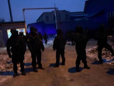 В Харькове с участием спецподразделения полиции рейдеры захватили завод – СМИ