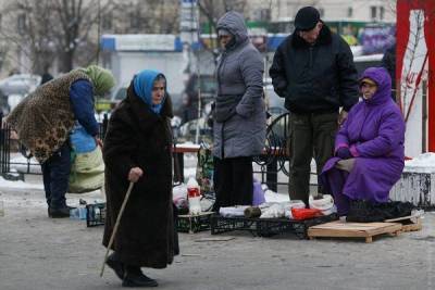 Новогодний «подарок»: на Украине угрожают прекратить доставку пенсий nbsp