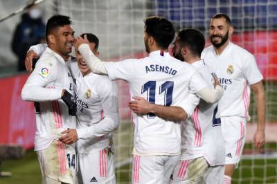 Карим Бензема - Реал добыл тяжелую победу над Гранадой - news.bigmir.net - Испания - Мадрид