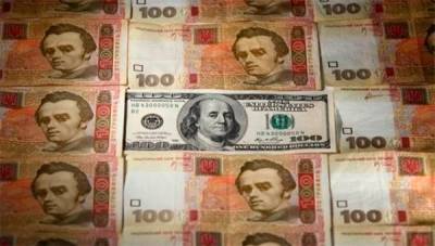 Нацбанк 23 декабря остановил подорожание доллара на межбанке. Но может начаться новый штурм
