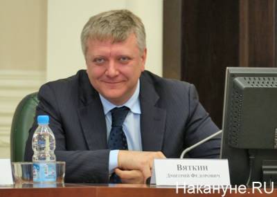 Депутат Вяткин послал журналистку в задницу за вопрос о его законе про клевету