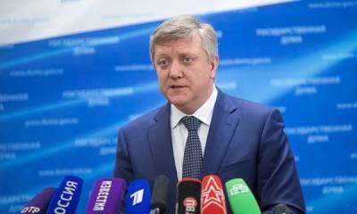 Депутат Дмитрий Вяткин отрицает, что нагрубил журналистке по телефону