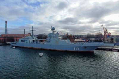 ВМФ России получил новый боевой корабль для десантной операции