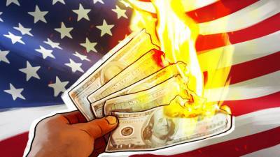 Банк России назвал санкции США угрозой будущему доллара