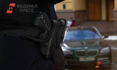 Новосибирские полицейские устроили перестрелку в погоне за угнанной машиной