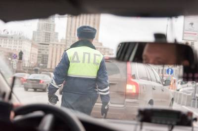 Российским водителям рассказали о новых штрафах и ограничениях в 2021 году