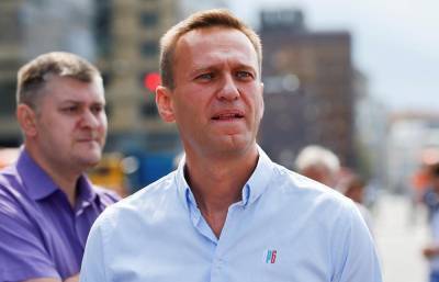 Провокация Запада и инсценировка: отношение россиян к отравлению Навального