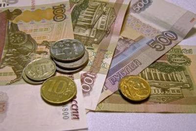 Россияне потратят тринадцатую зарплату на погашение кредитов