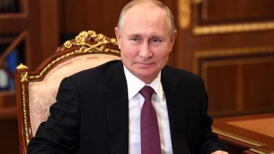 Путина рассмешили англицизмы в речи Жириновского