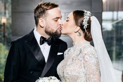 Певица Asti вышла замуж за бизнесмена