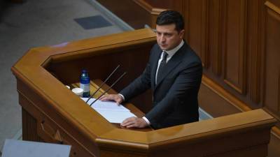 Зеленский продлил закон об особом статусе Донбасса еще на год