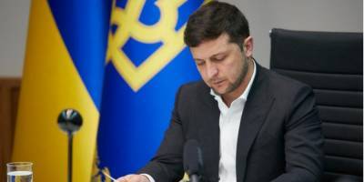 Зеленский подписал закон о продлении «особого статуса Донбасса»