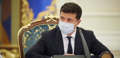 Зеленский подписал закон об особом порядке местного самоуправления на оккупированном Донбассе