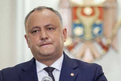 Додон уверен — президент Молдавии узурпирует власть, но не говорит как