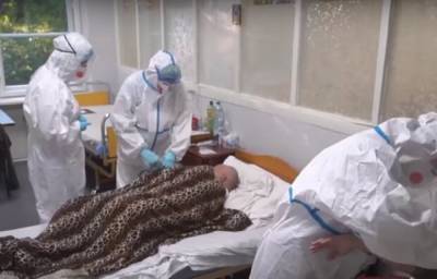 Сотни людей "слегли" с вирусом за сутки на Одесчине: сколько пациентов не смогли одолеть болезнь