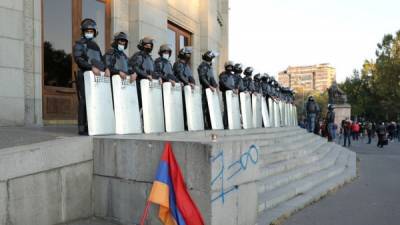 Народ в депрессии: армянская оппозиция пожаловалась на нехватку митингующих
