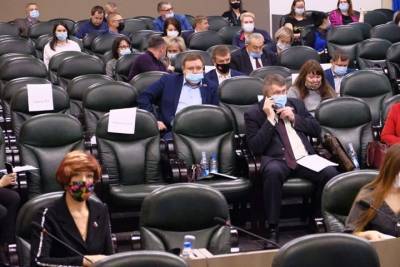 Депутаты думы Бийска от КПРФ отказались приходить на заседание