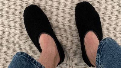 Homies Footwear — питерский бренд домашних тапочек, которые можно носить на улице