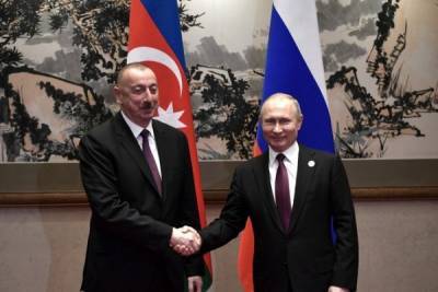 Путин поздравил Алиева и пожелал азербайджанскому народу процветания