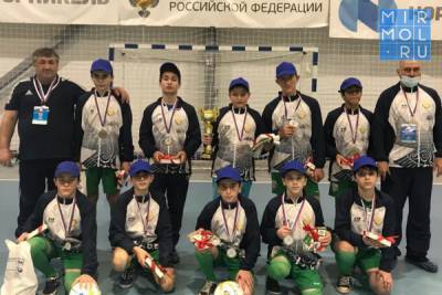 Мини-футбольная команда из Каспийска – серебряный призер всероссийского турнира