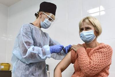 Собянин объявил о начале вакцинации против коронавируса новых групп граждан