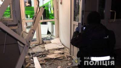 Столичная полиция возбудила уголовное дело по факту взрыва в помещении банка