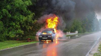 Перечислены приводящие к возгоранию автомобиля ошибки