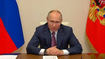 Путин: правительство достойно работало в 2020 году