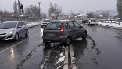 Итоги снегопада: в Киеве произошло более 340 ДТП за сутки