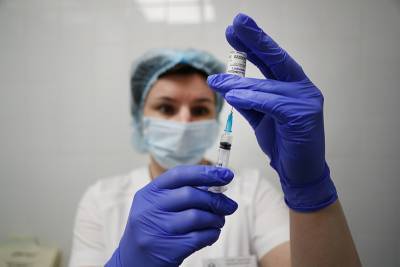 Мантуров раскрыл цену российской вакцины от коронавируса