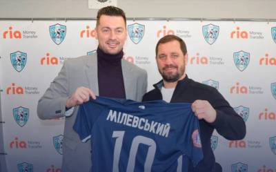 Артем Милевский перешел в футбольный клуб из села Минай