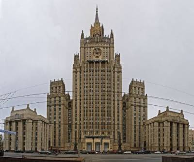 Из здания МИД России похищен $ 1 млн: кто крал известно, где деньги — нет