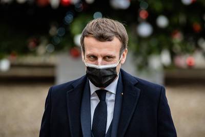 Президент Франции вылечился от коронавируса