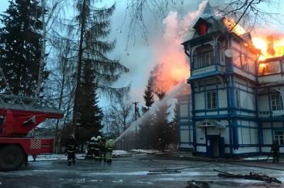 В Ленинградской области произошел пожар в корпусе детского санатория