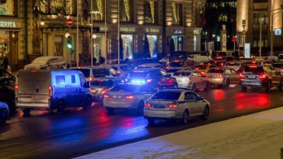 Пробки в Москве достигли 9 баллов
