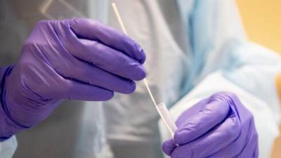 Опасения в Израиле: лондонская мутация коронавируса может распространиться в Бней-Браке